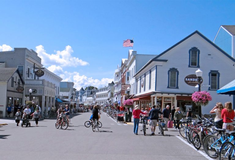 Mackinac Island The Grand Hotel 10